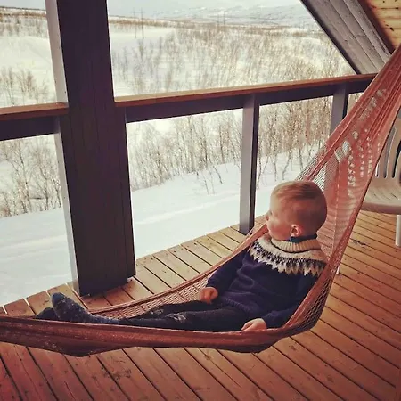 Camp Oinas * 哈默菲斯特