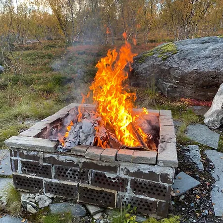 Camp Oinas Feriehus *